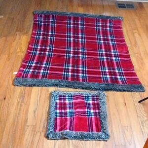 Plaid Red Holiday 50x50 Single Person Throw & Pillow Cover Set